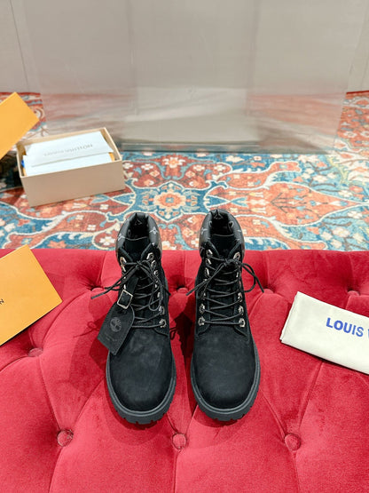 LV X TIMBERLAND ANKLE BOOT IN BLACK SUEDE