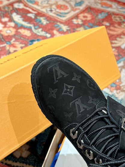 LV X TIMBERLAND ANKLE BOOT IN BLACK MONOGRAM SUEDE