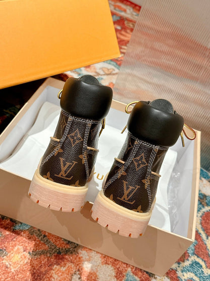 LV X TIMBERLAND ANKLE BOOT IN CHOCOLATE BROWN MONOGRAM CALFSKIN