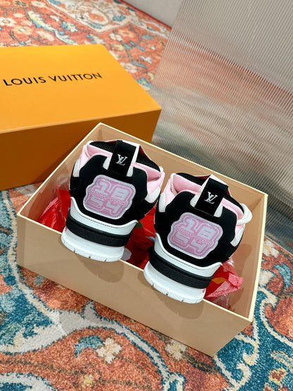 LV SKATE SNEAKER IN WHITE MIX BLACK AND LIGHT PINK CALFSKIN