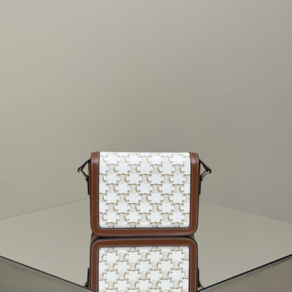 CLASSIQUE TRIOMPHE 22 CALFSKIN WHITE BROWN