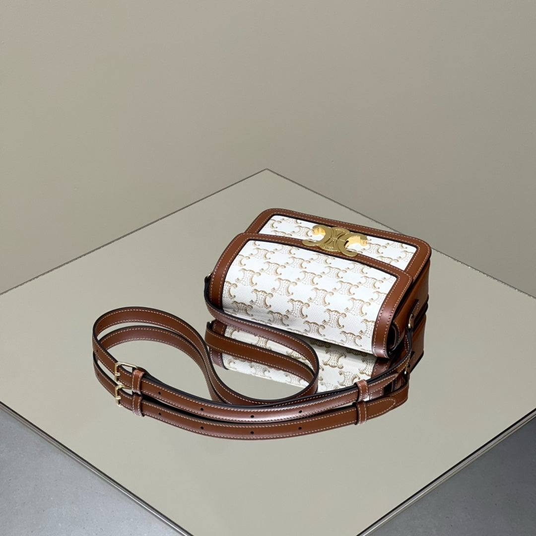 CLASSIQUE TRIOMPHE 22 CALFSKIN WHITE BROWN