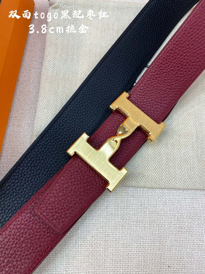 HM H BELT BUCKLE & REVERSIBLE WINE RED AND BLACK STRAP 38MM GOLD HARDWARE