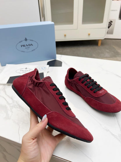 COLLAPSE SNEAKERS IN BURGUNDY RED SUEDE AND NYLON