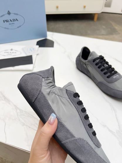 COLLAPSE SNEAKERS IN GRAY SUEDE AND NYLON