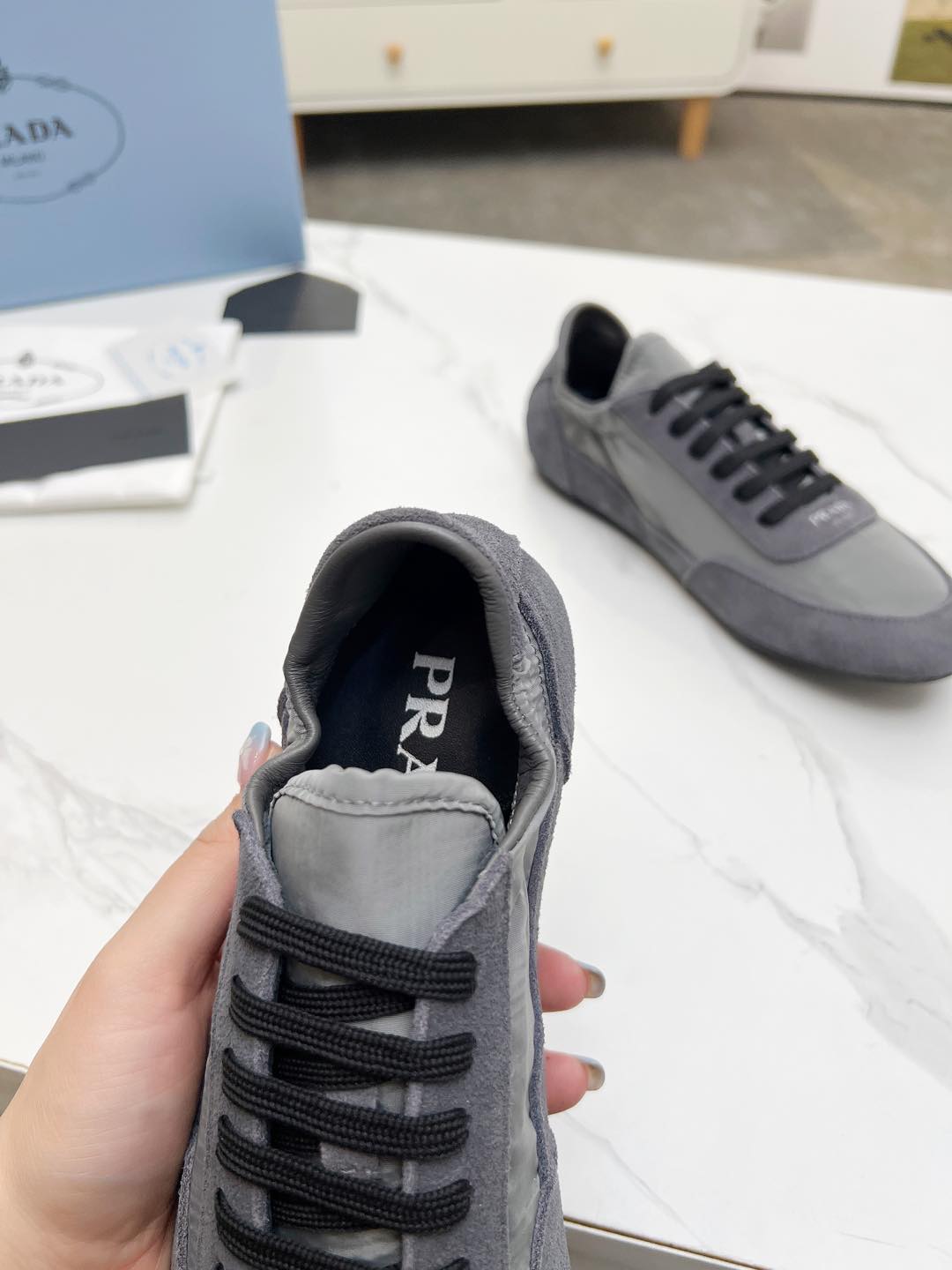 COLLAPSE SNEAKERS IN GRAY SUEDE AND NYLON