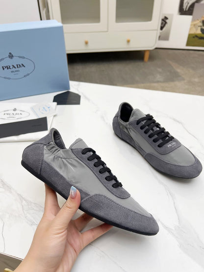 COLLAPSE SNEAKERS IN GRAY SUEDE AND NYLON