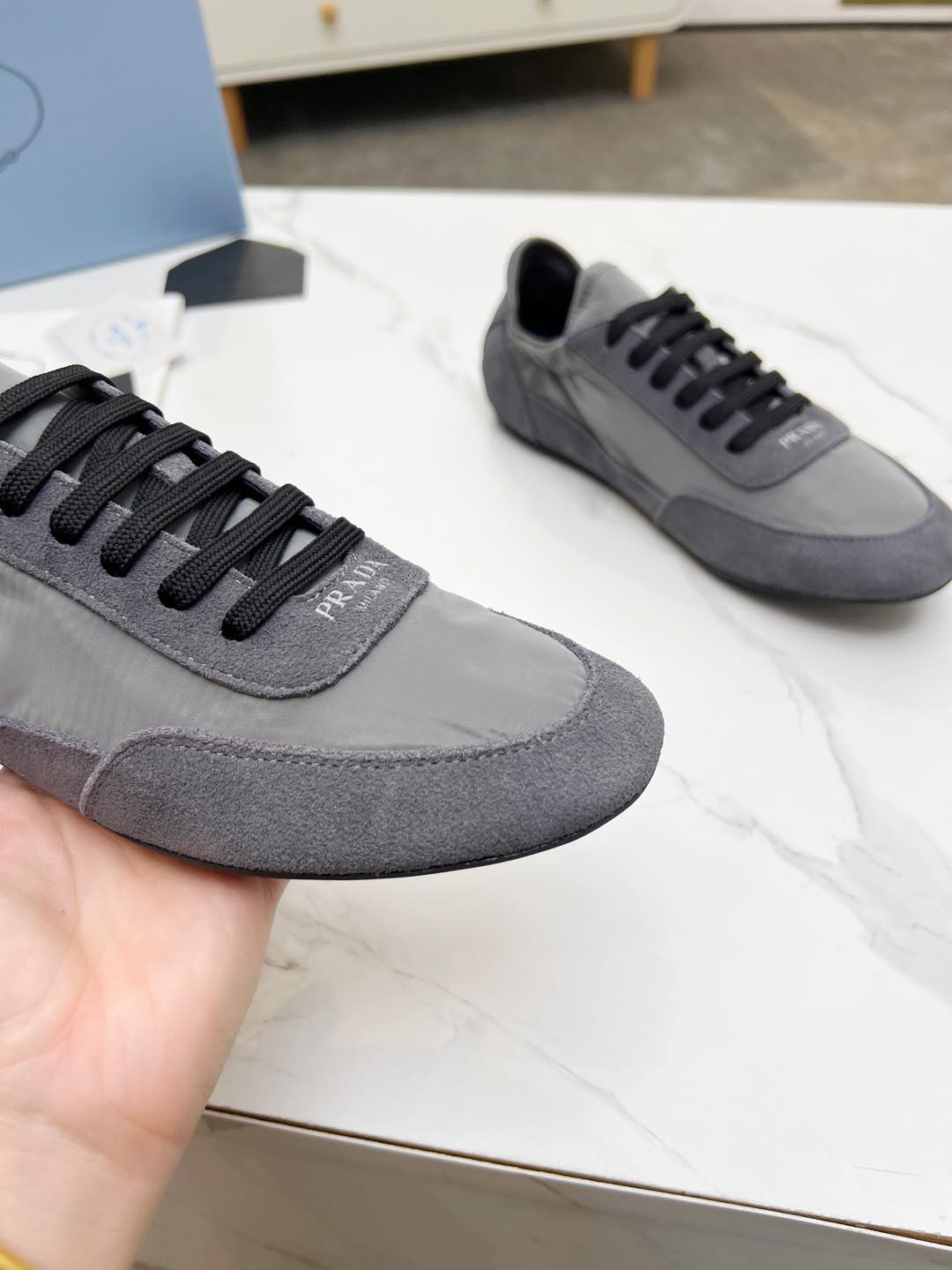 COLLAPSE SNEAKERS IN GRAY SUEDE AND NYLON