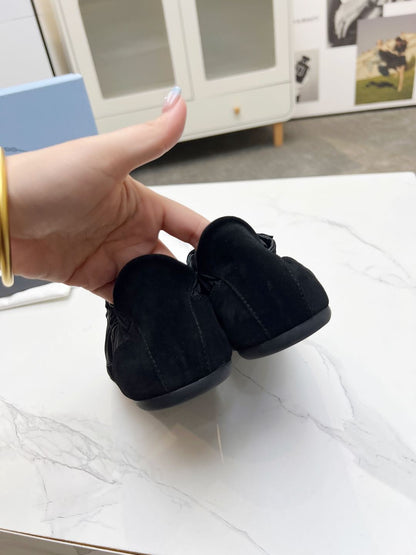 COLLAPSE SNEAKERS IN BLACK SUEDE AND NYLON