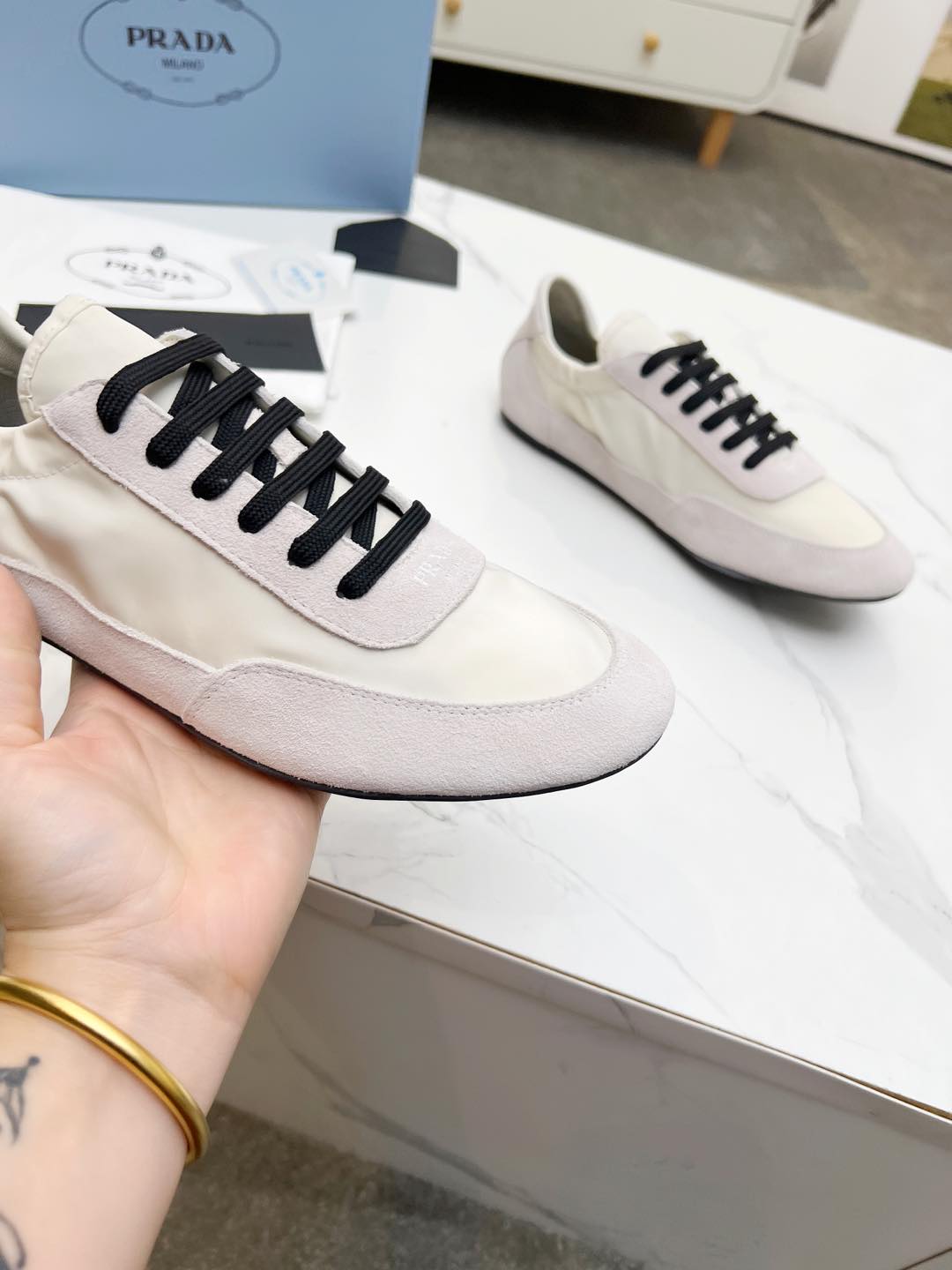 COLLAPSE SNEAKERS IN BEIGE SUEDE AND NYLON