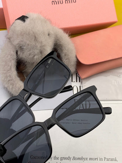 GLIMPSE SQUARE SUNGLASSES 555823 IN BLACK ACETATE