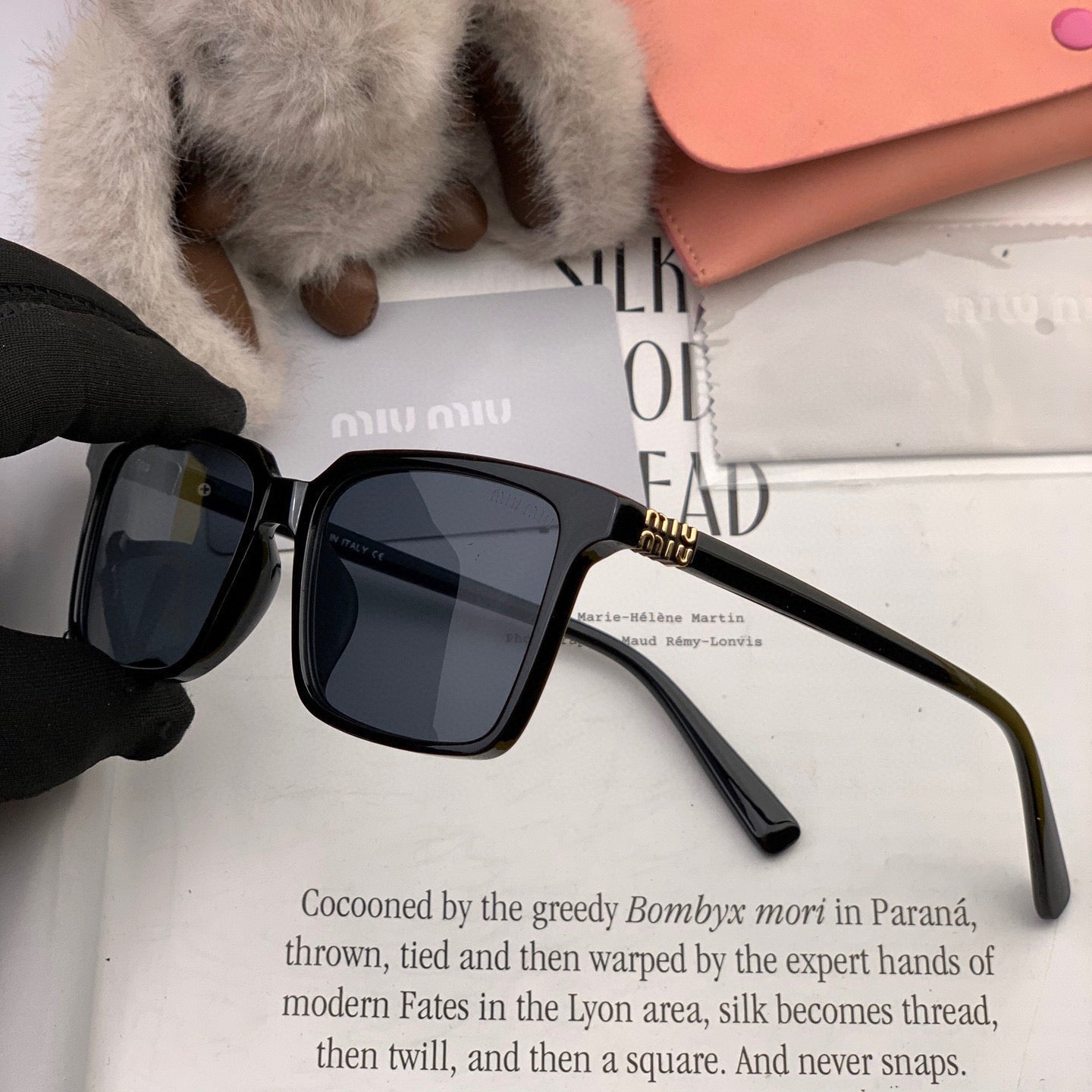 GLIMPSE SQUARE SUNGLASSES 555823 IN BLACK ACETATE