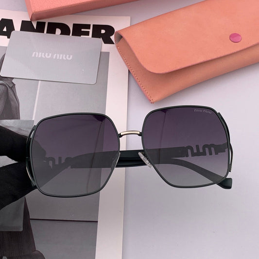 RUNWAY SQUARE SUNGLASSES M1321 IN ACETATE