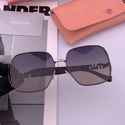 RUNWAY SQUARE SUNGLASSES M1321 IN ACETATE