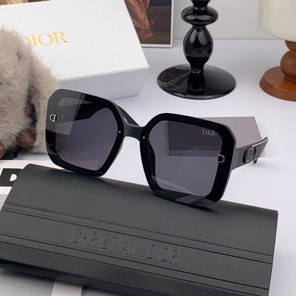 MONTAIGNE SUNGLASS D4292 IN ACETATE