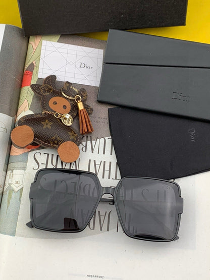 MONTAIGNE SUNGLASS D5541 IN METAL