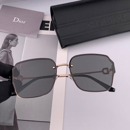 MONTAIGNE SUNGLASS CD95810 IN METAL