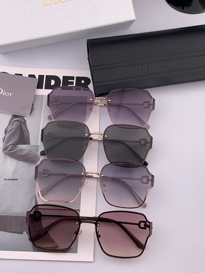 MONTAIGNE SUNGLASS CD95810 IN METAL