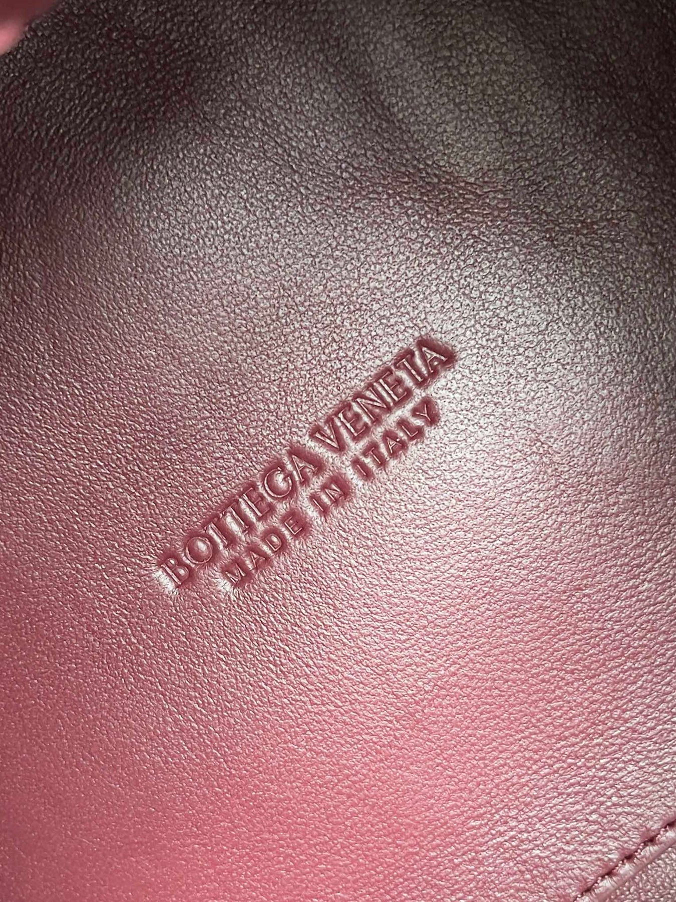 BV Small Parachute 21 Burgundy Lambskin Ghw