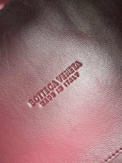 BV Small Parachute 21 Burgundy Lambskin Ghw