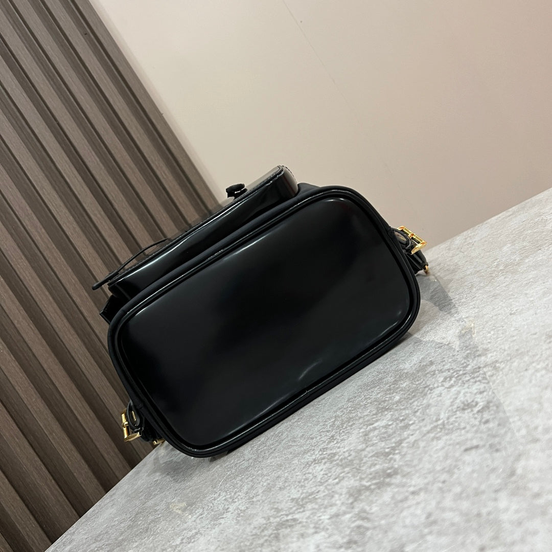 BACKPACK 25 IN BLACK RE-NYLON AND GLOSSY CALFSKIN GOLD HARDWARE