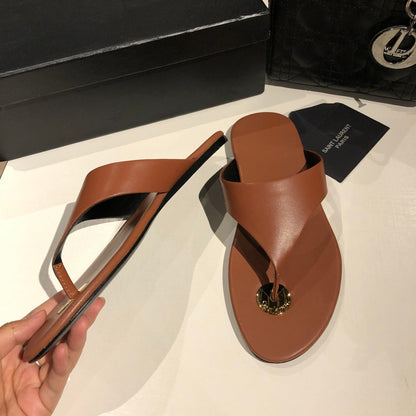 FLAT THONG IN BRONZE BROWN CALFSKIN