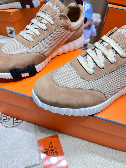 BOUNCING SNEAKER IN PEANUT BROWN SUEDE AND WHITE KNIT