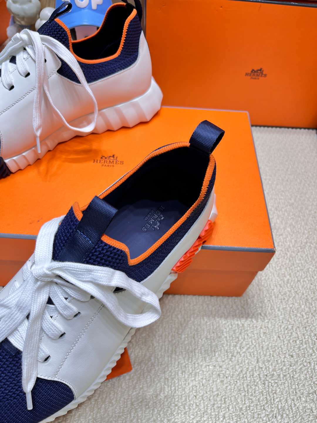 DEPART SLIP-ON SNEAKER IN NAVY BLUE KNIT AND WHITE CALFSKIN