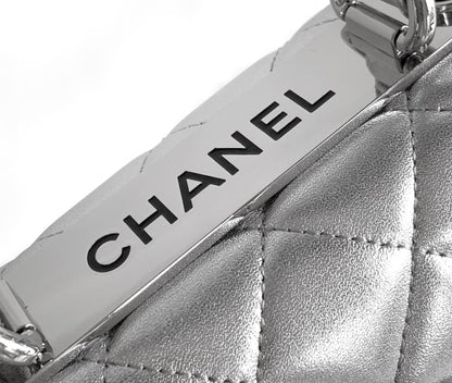 CC MINI 19 FLAP BAG IN SILVER CALFSKIN