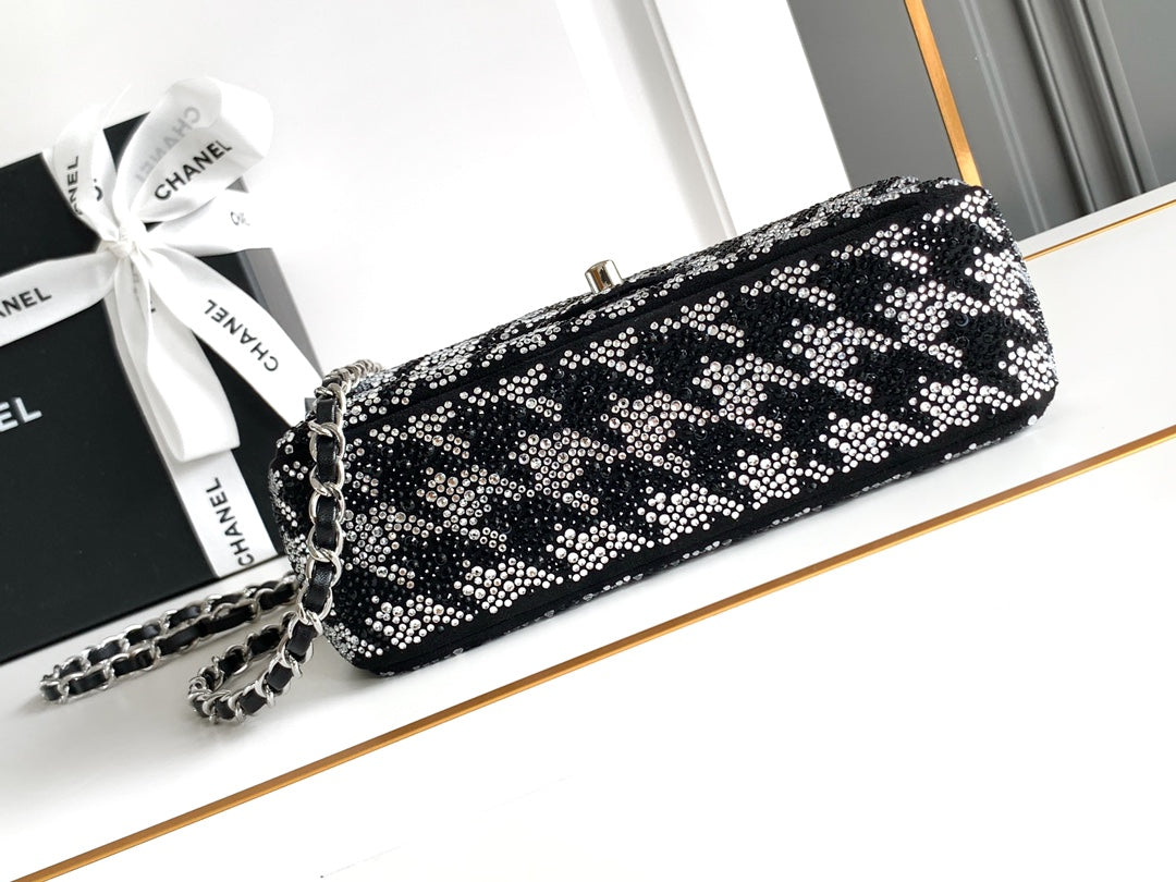 CC 21 EVENING BAG IN BLACK MIX SILVER CALFSKIN