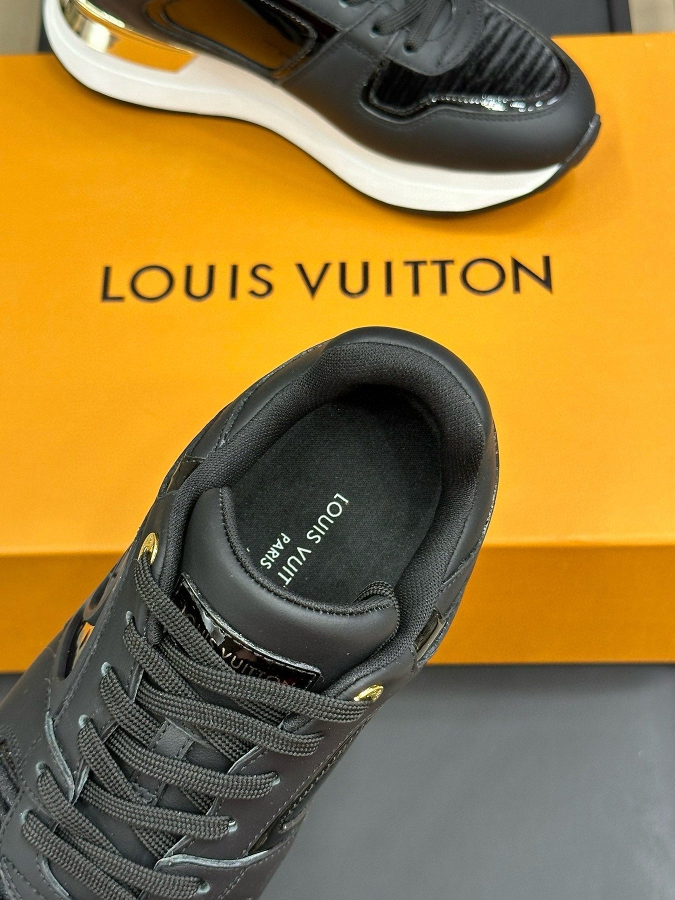 LV NEO RUN AWAY SNEAKER IN BLACK CALFSKIN