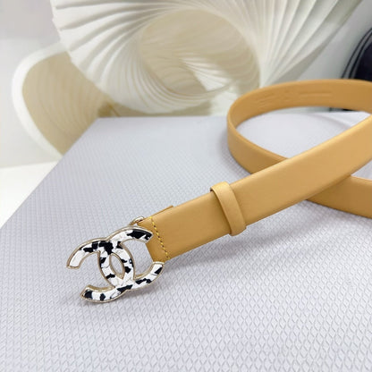 CC 30MM BELT IN GOLDENROD BROWN SHINNY CALFSKIN WHITE LOGO