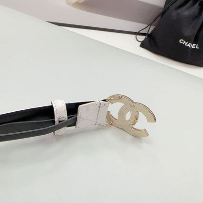 CC 30MM BELT IN WHITE EMBROIDERED CALFSKIN METAL HARDWARE