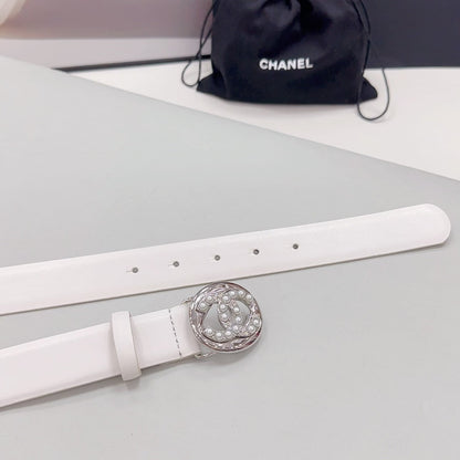 CC 30MM BELT IN WHITE CALFSKIN SILVER HARDWARE ATTACH PEARLS