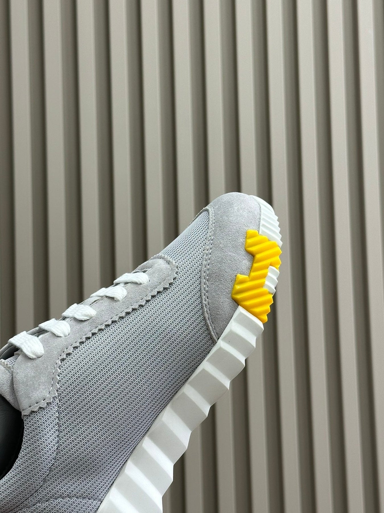 BOUNCING SNEAKERS LIGHT GRAY CALFSKIN