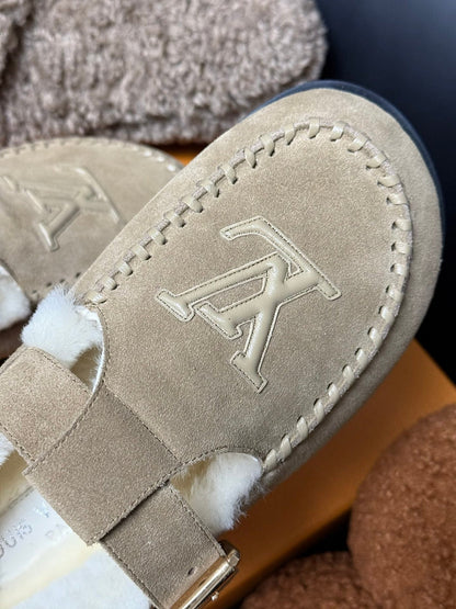 COLORADO COMFORT MARY JANE IN KHAKI BROWN SUEDE AND SHEARLING LINING