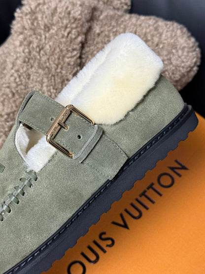 COLORADO COMFORT MARY JANE IN BASIL GREEN SUEDE AND SHEARLING LINING