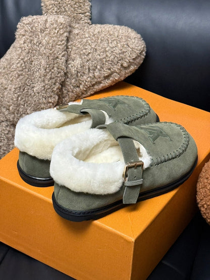 COLORADO COMFORT MARY JANE IN BASIL GREEN SUEDE AND SHEARLING LINING