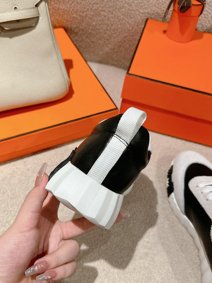 MAINLAND SNEAKER IN PALE GRAY SUEDE AND BLACK CALFSKIN