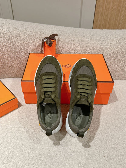 MAINLAND SNEAKER IN ARMY GREEN SUEDE AND BREATHABLE MESH FABRIC