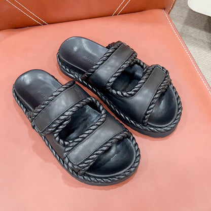 REFINED DAD SANDAL IN BLACK LAMBSKIN MULE