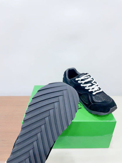 ORBIT SNEAKER IN BLACK SUEDE AND TECHNICAL MESH