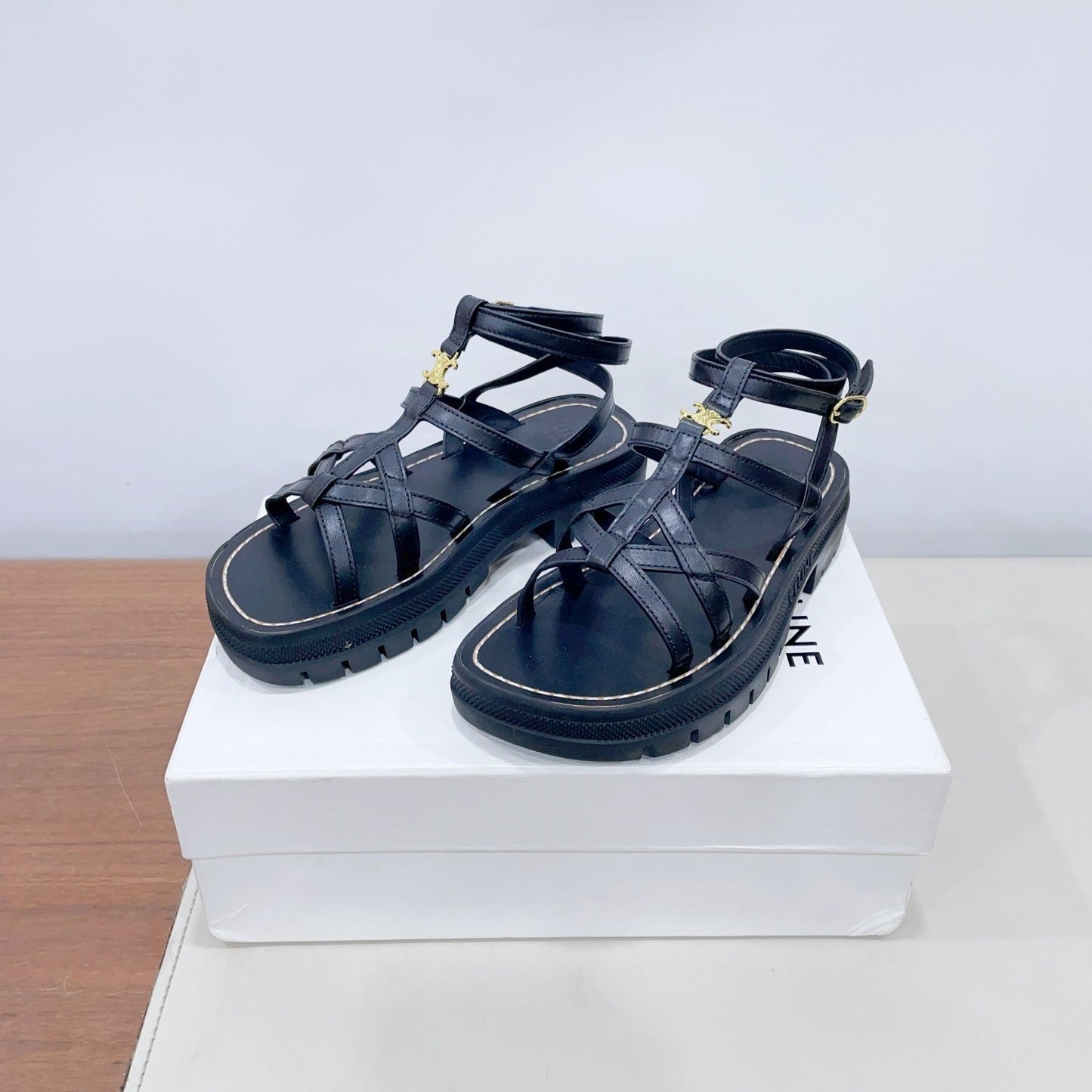 CLEA TRIOMPHE STRAPPY SANDAL IN BLACK CALFSKIN