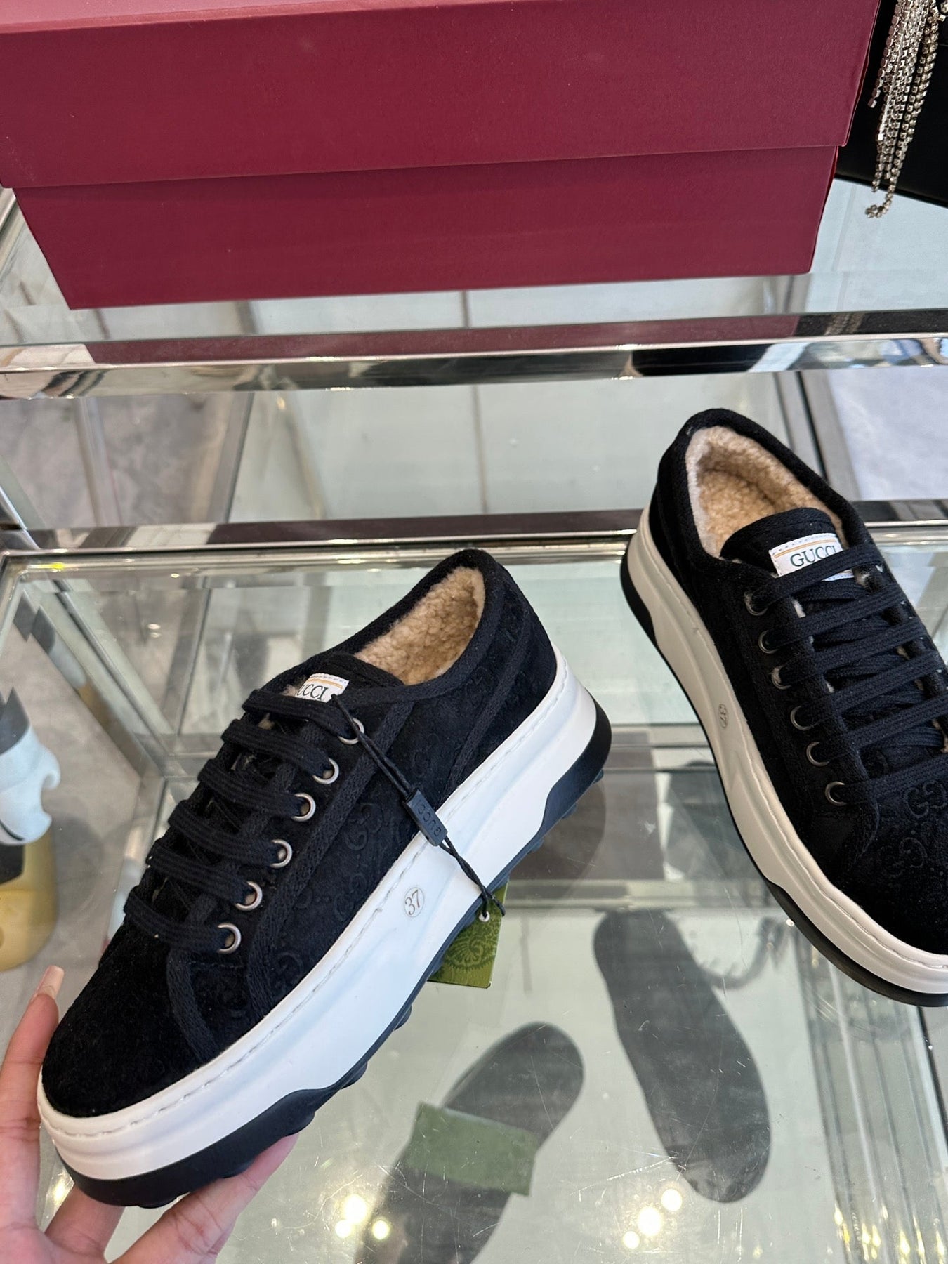 GG SNEAKER IN BLACK CANVAS WITH BEIGE FLEECE LINING
