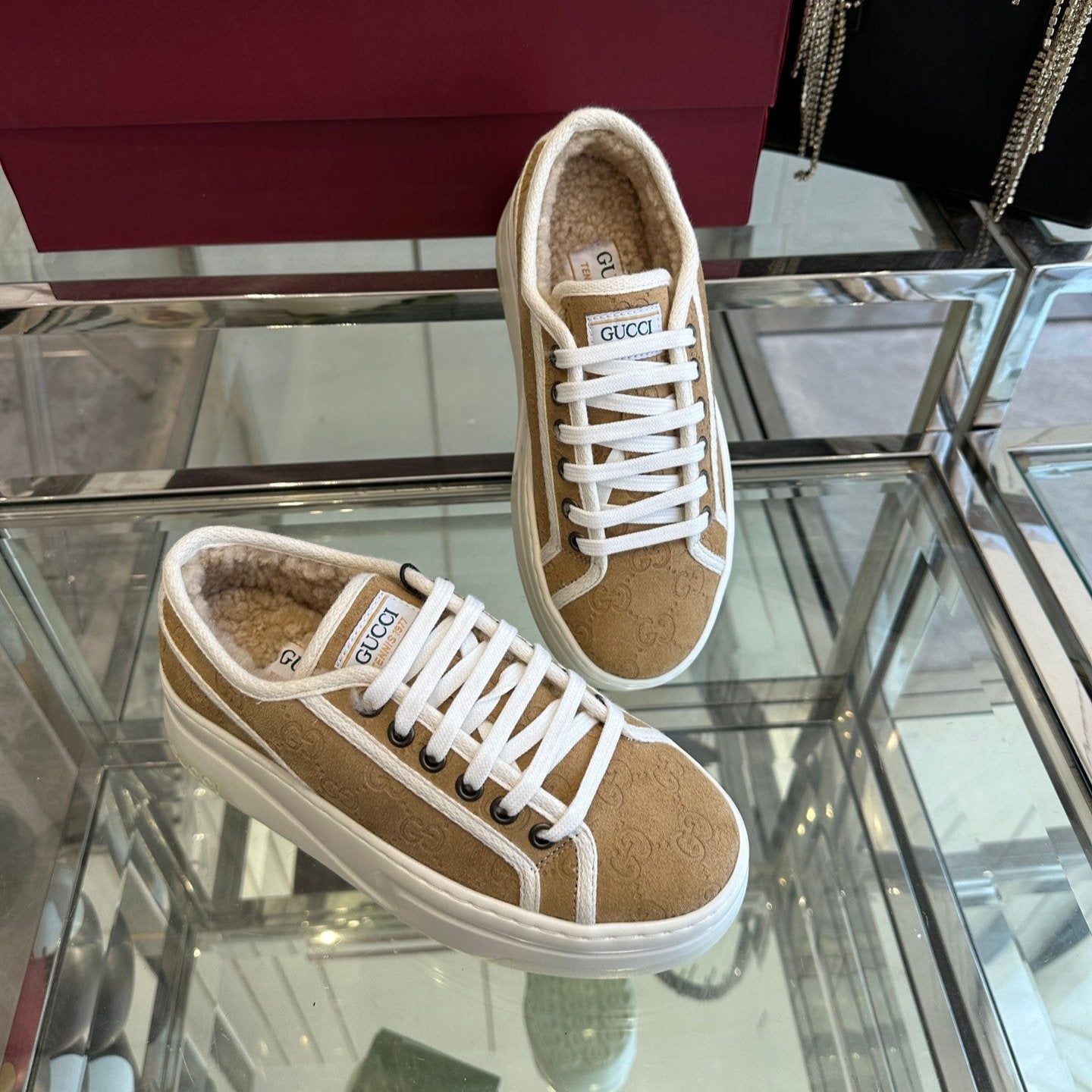 GG TENNIS SNEAKER IN CAMEL BROWN CANVAS WITH BEIGE FLEECE LINING