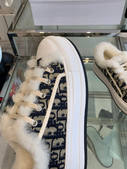 ALK'N PLATFORM SNEAKER CAMEL BROWN COTTON EMBROIDERED WITH OBLIQUE MOTIF AND WHITE SHEARLING