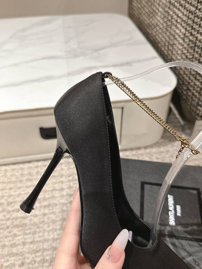 HIGH PUMP 9 CM IN BLACK SATIN