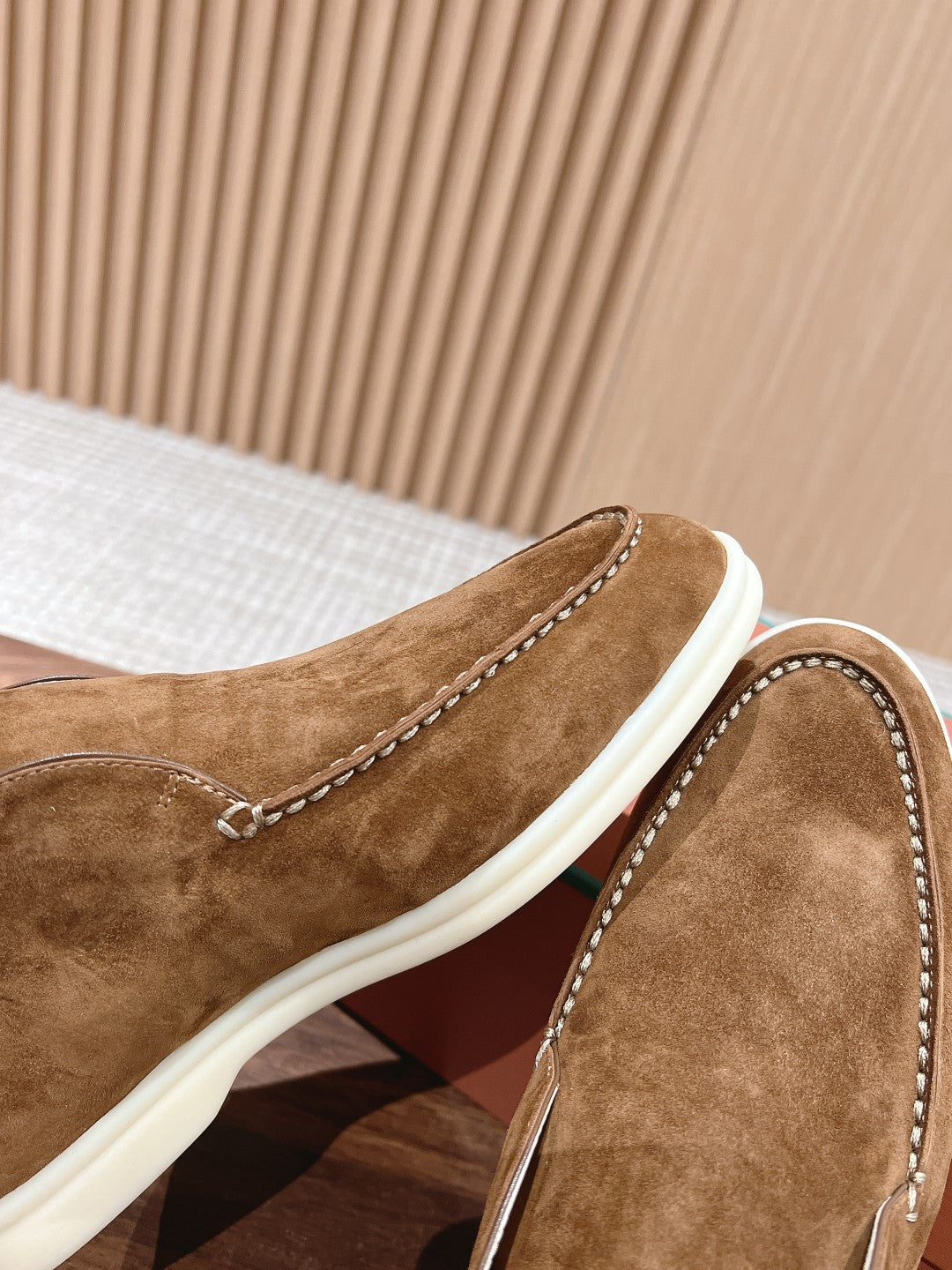 LP OPEN WALK LOAFERS SEPIA SUEDE