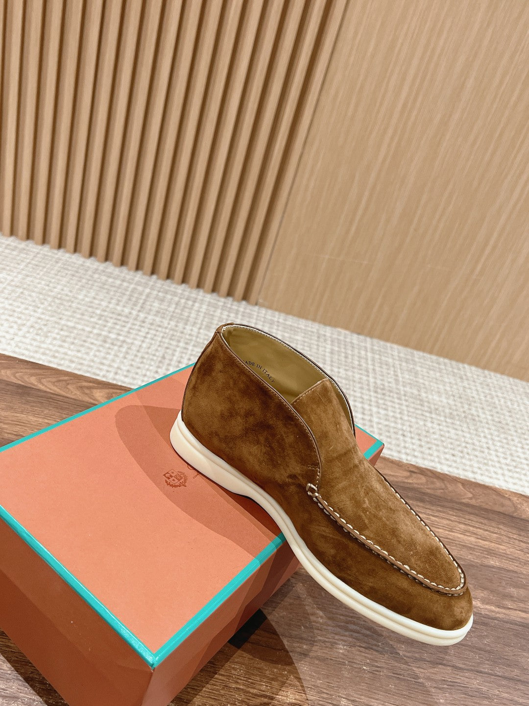 LP OPEN WALK LOAFERS SEPIA SUEDE