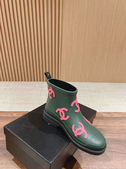 CC RAIN BOOTS GREEN FOREST TPU WITH PINK LOGO